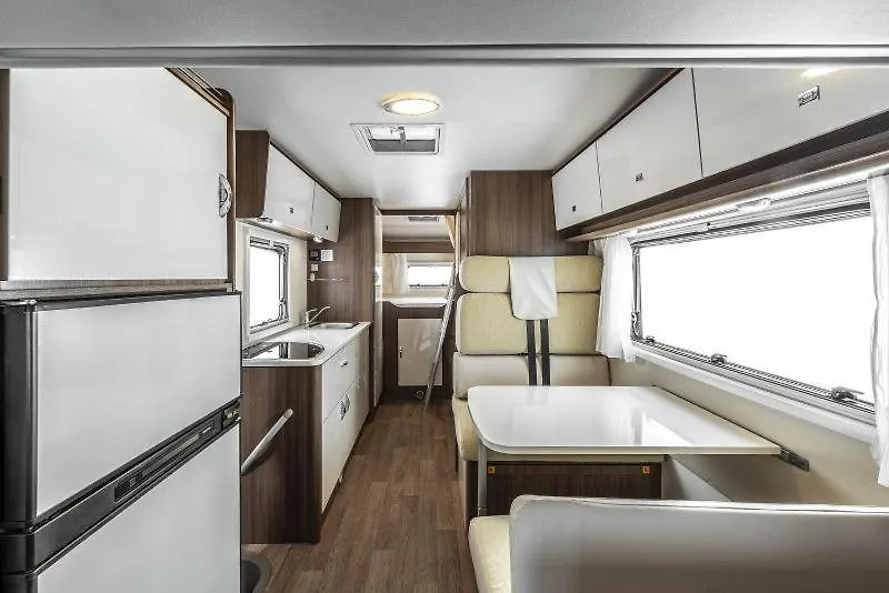 营地 Campervan Joie De Camp 布加勒斯特 罗马尼亚